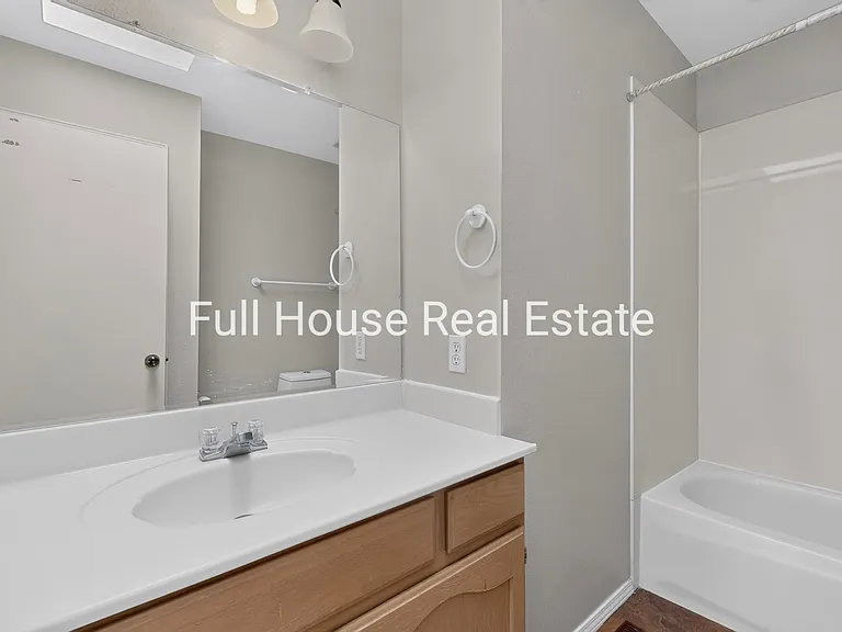 1905 Amor Dr NW — Photo 21