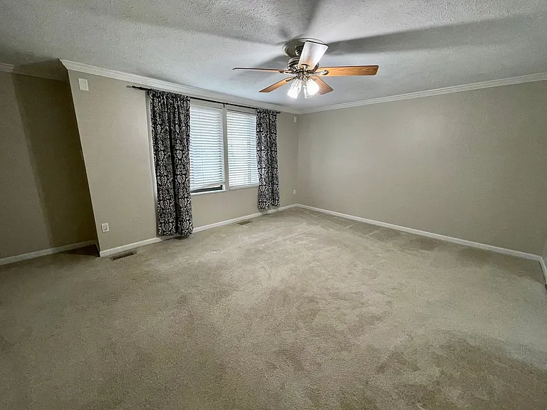 308 Ridge Point Cir — Photo 13