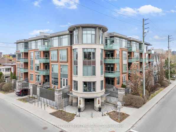 295 Mackay St #Penthouse 03, Ottawa, ON K1M 2B7