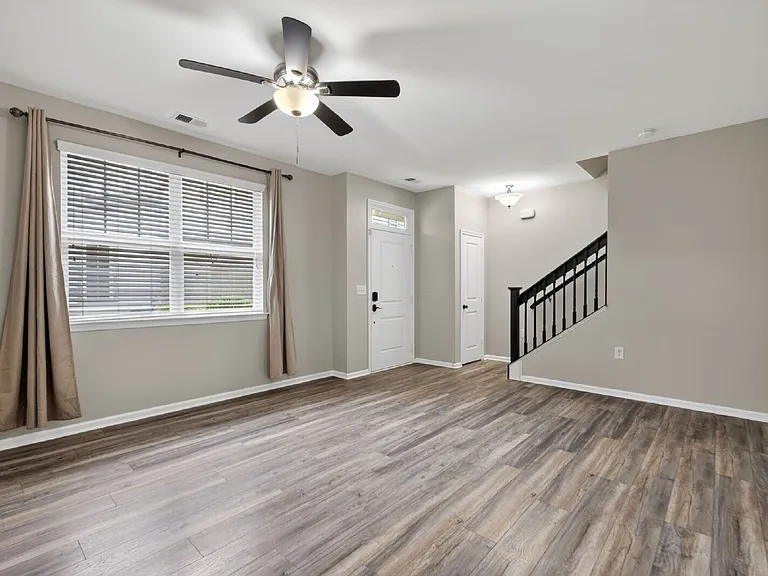 4356 Turnworth Arch — Photo 10