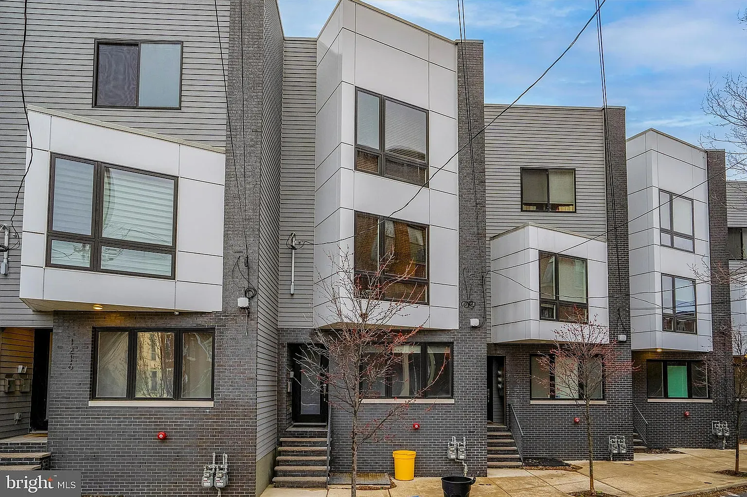 2 bed, 1663 sqft, $2,800 — Photo 1