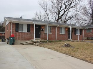 910 S Taylor Ave, Kirkwood, MO 63122