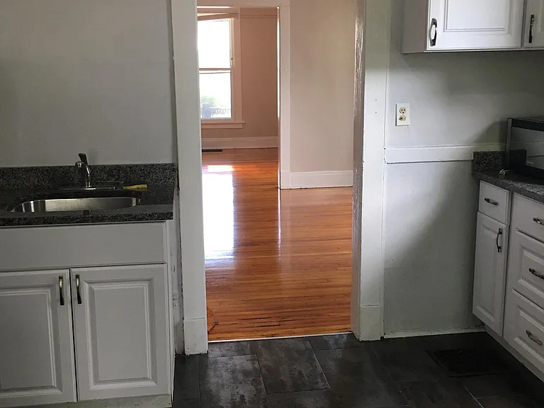 1116 Foster St — Photo 33