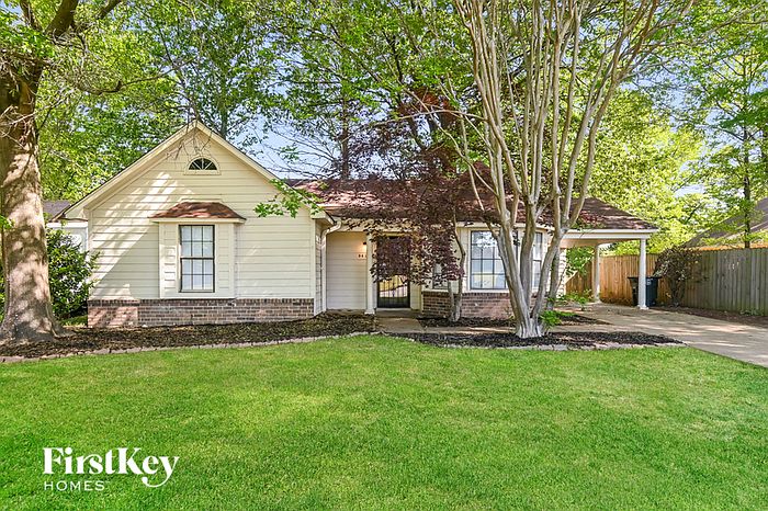 1st image of 6418 Fawn Hollow Cres S