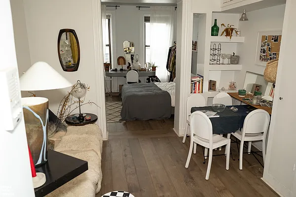 Rented by Brown Harris Stevens | media 4