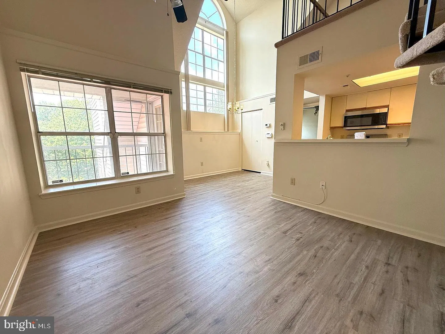 1 bed, 1.0 bath, 626 sqft, $1,950 — Photo 2