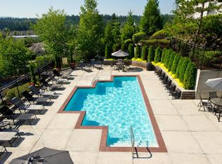 The Knolls at Inglewood Hill Apartments, Sammamish, WA 98074