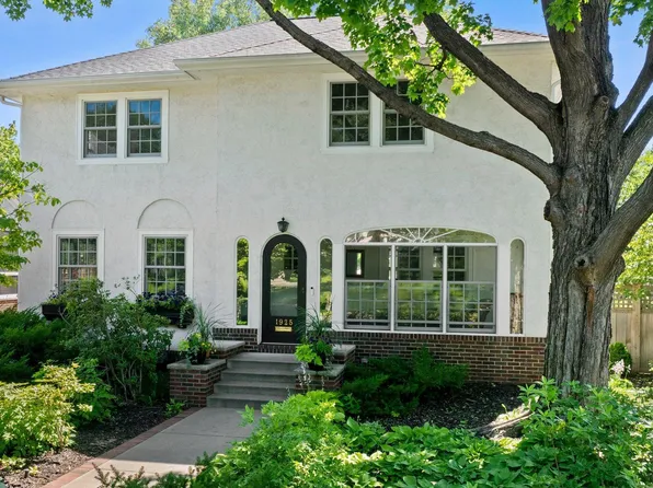 1925 Girard Ave S, Minneapolis, MN 55403