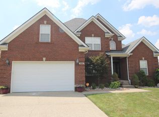 7800 Windgate Dr, Louisville, KY 40291