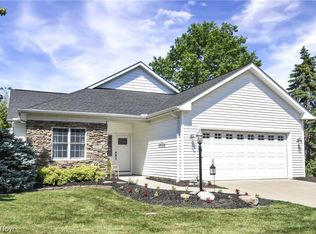 39282 Camelot Way, Avon, OH 44011
