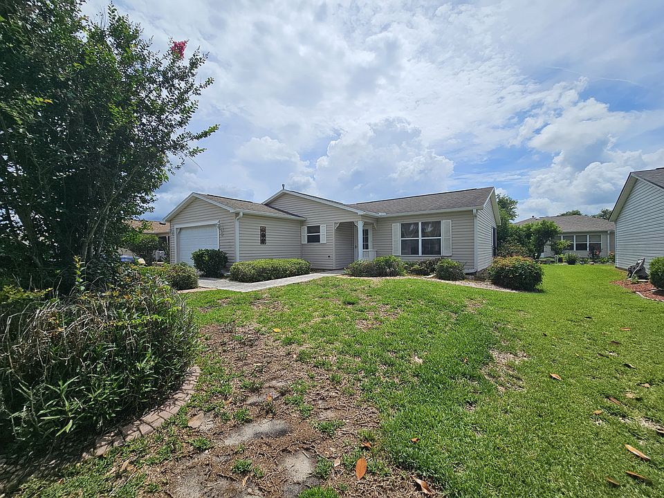 1st image of 945 Candler Pl