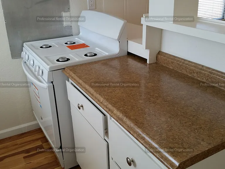 4105-4111 Silverado Trl — Photo 12