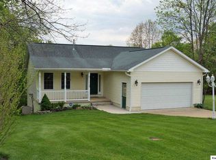 679 Grand Valley Dr, Howard, OH 43028