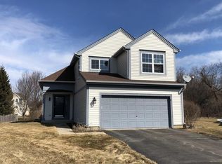 672 E Princeton Ct, Round Lake Beach, IL 60073