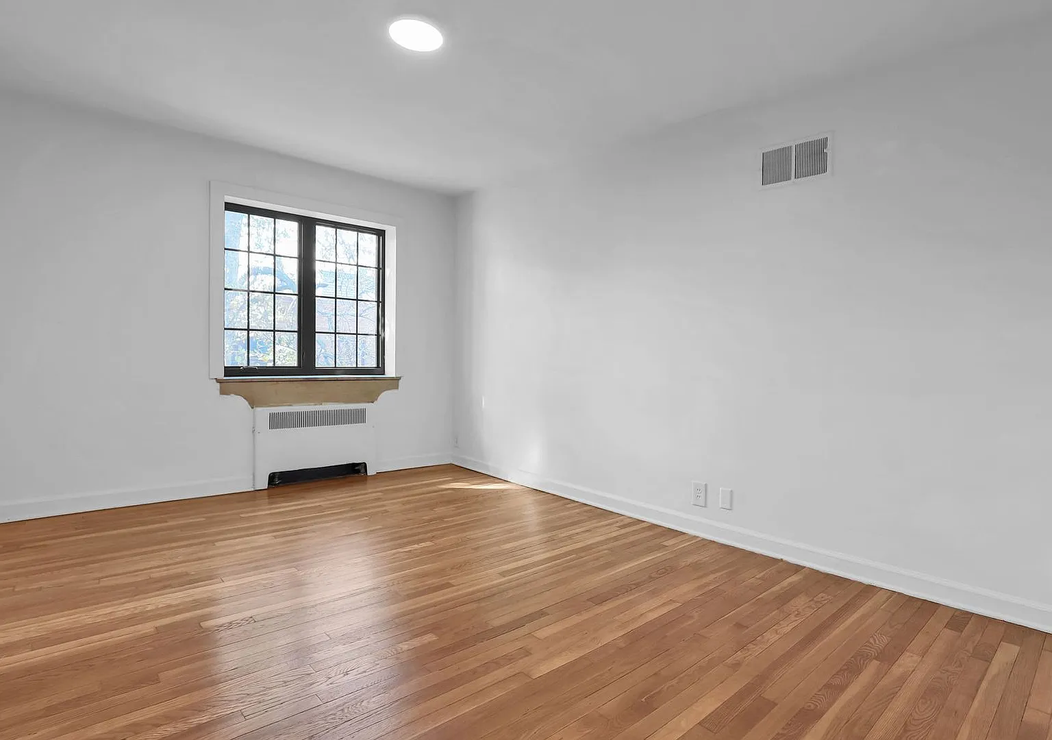 451 East Town Street - 204 - Unit 204 — Photo 3