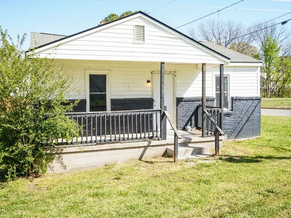 650 Montgomery St, Burlington, NC 27217