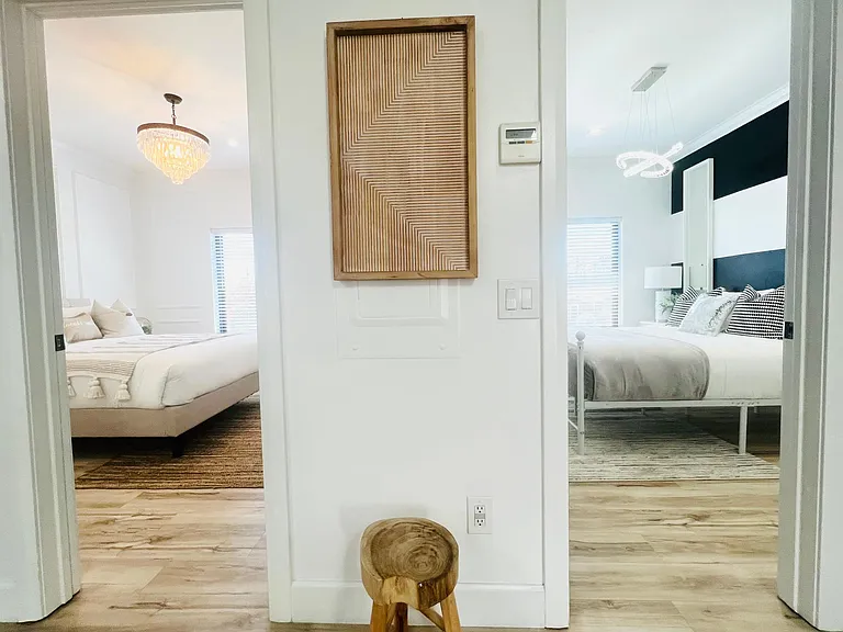 2870 Myrtle Ave — Photo 5