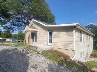 192 Elm Grove Rd, Livingston, TN 38570