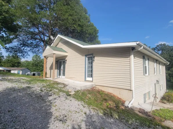 162 Elm Grove Rd, Livingston, TN 38570