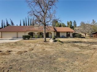 16290 Quarter Horse Rd, Riverside, CA 92504