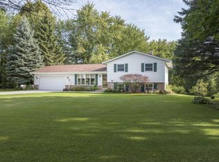 7578 Bavarian Ln, West Bend, WI 53090