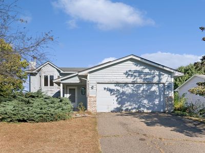 4825 143rd St W, Apple Valley, MN, 55124