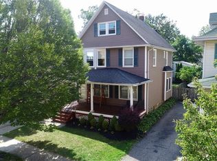 1262 Beach Ave, Lakewood, OH