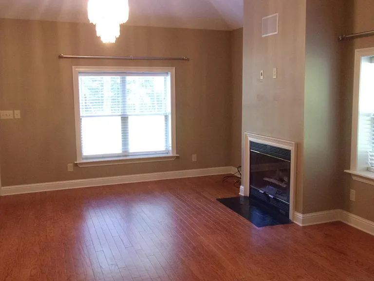 1211 Peace Church Rd — Photo 4