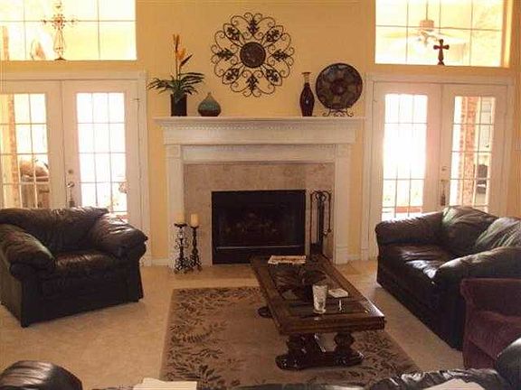 4th image of 8110 Medinah Dr