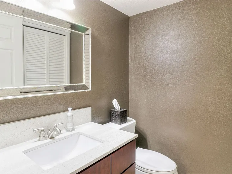 1755 Novato Blvd #K3 — Photo 24