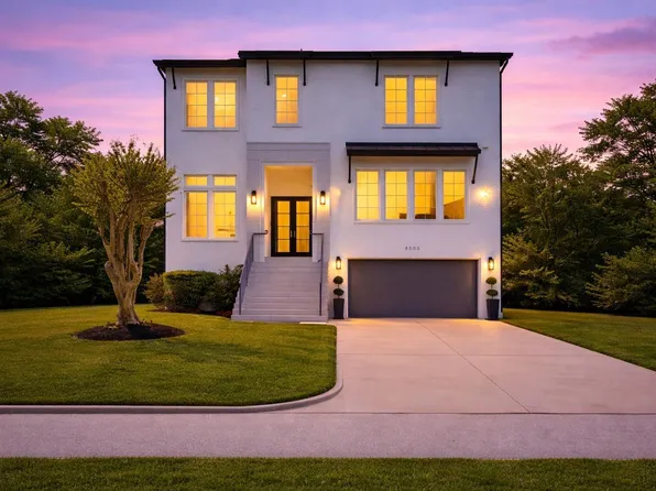 4303 Dorothy St, Bellaire, TX 77401