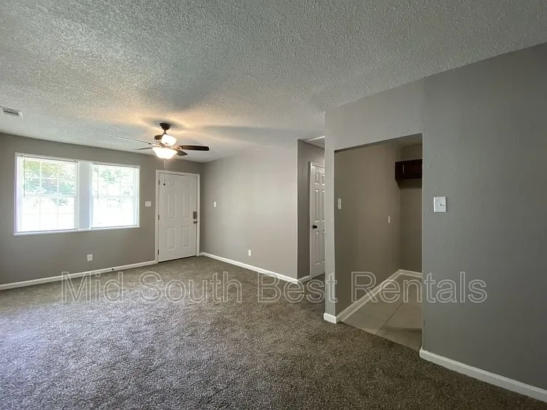 2769 Jolson Ave — Photo 2