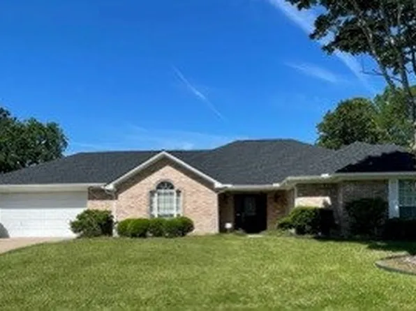 1602 Juniper Ln, Lufkin, TX 75904