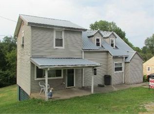 922 Parkersburg Rd, Spencer, WV 25276
