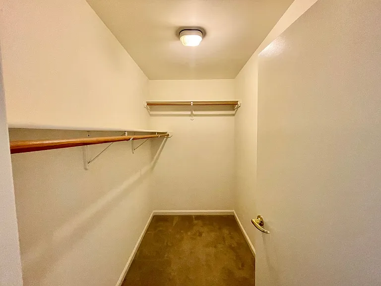 650 Chestnut St #104 — Photo 15