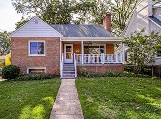 702 Braxton Pl, Alexandria, VA 22301