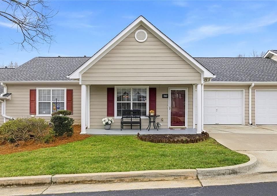 1st image of 2982 Bentley Park Cir