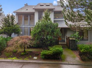 15 Masaryk St, Lake oswego, OR 97035