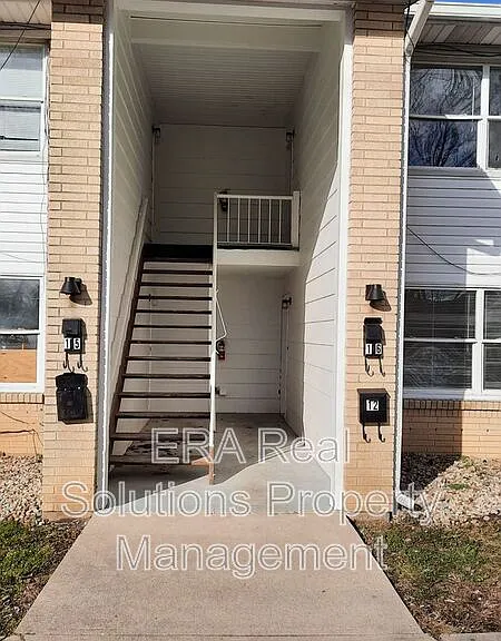 2011 Heritage Dr #11 — Photo 2