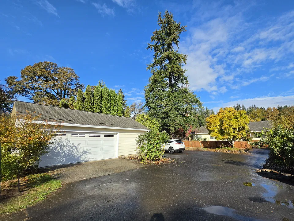 493 K St