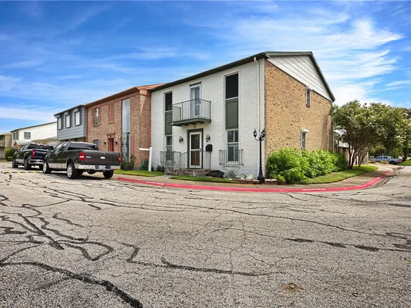 77 Townhouse Ln #77, Corpus Christi, TX 78412