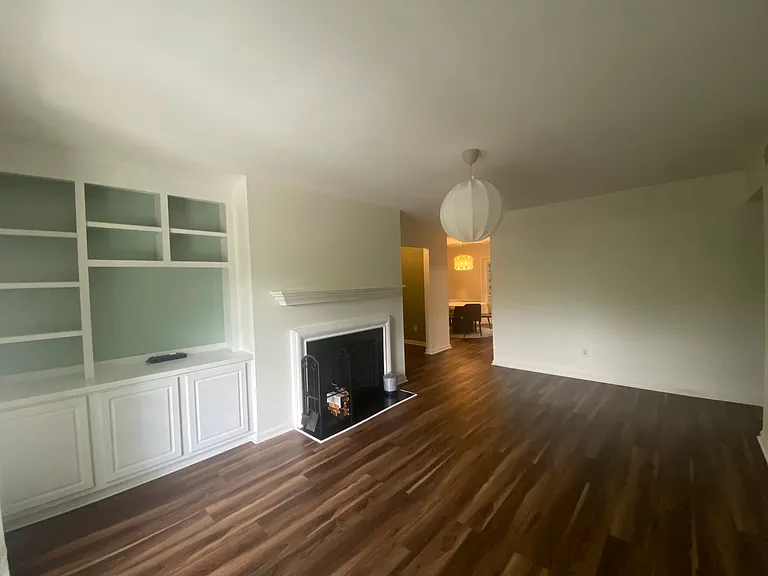 45 La Rue Pl NW — Photo 3