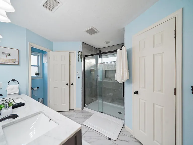 27403 Caperidge Dr — Photo 18