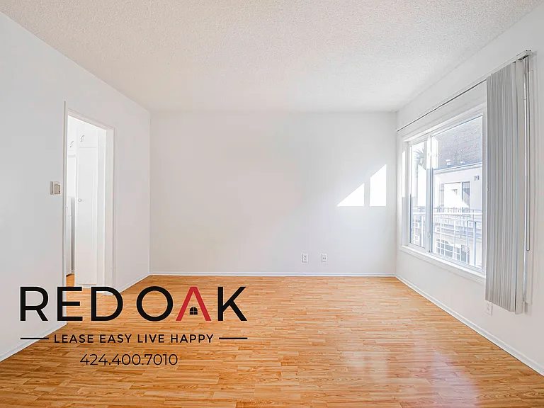 439 S Catalina St #14 — Photo 1