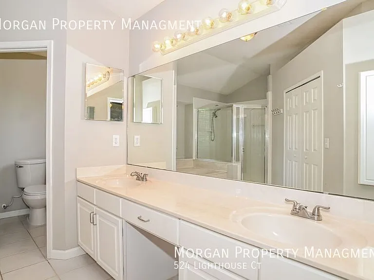524 Lighthouse Ct — Photo 15