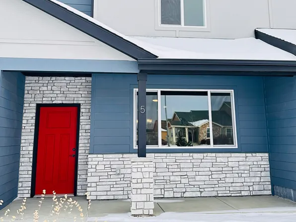 6933 4th Street Rd, Greeley, CO 80634