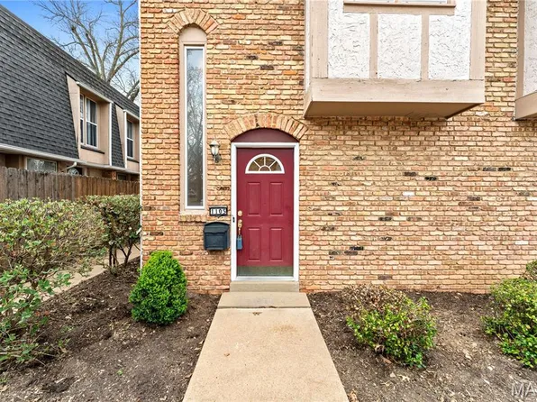 1105 Rue La Chelle Walk, Creve Coeur, MO 63141