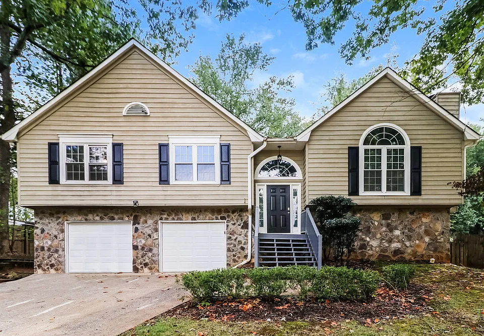 1260 Grayland Hills Trl