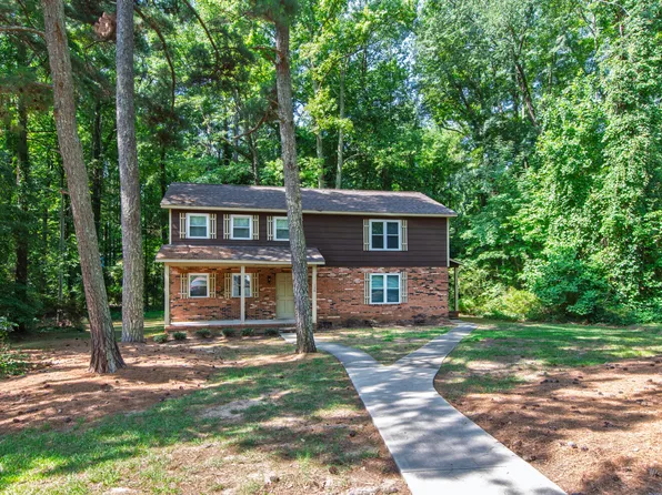 128 Rainbow Ct, Cary, NC 27511