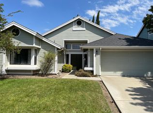 925 Wade Ct, Paso Robles, CA 93446